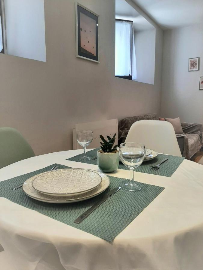 Proche Gare, Cosy, Courte Et Moyenne Duree Apartment Bellegarde-sur-Valserine Exterior foto